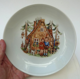 Kahla deep childrens plate Hansel and Gretel 1960s