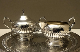Oneida vierdelige verzilverde thee set