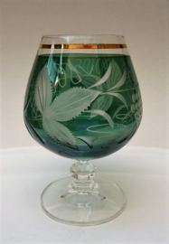 Groen loodkristallen cognac glas met gravure
