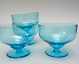 Dutch ocean blue Art Deco cocktail coupes