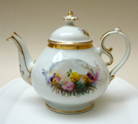 Biedermeier porseleinen theepot