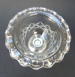 Cut crystal sugar coupe on silver base