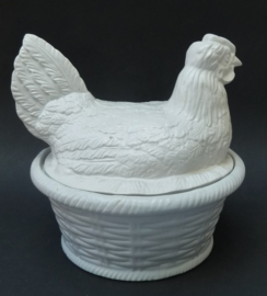 Subtil Portugal Hen on Nest