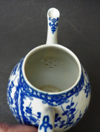 Nippon Tokusai Sakura Blossom teapot and coffee pot for one