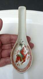 Chinese porseleinen lepel met draak