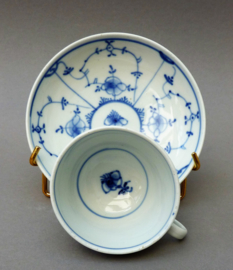 Ilmenau Thuringia Strawflower porcelain cup with saucer 18th century