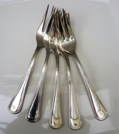 Williams and Roberts Windsor silver plated dessert cake fork - set of five