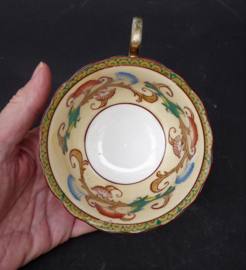 Japanese porcelain Art Deco tea cup with saucer