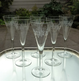 Crystal floral garlands engraved champagne flute glasses