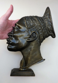 Leon Van DHaute antieke bronzen sculptuur Afrikaanse Mangbetu vrouw