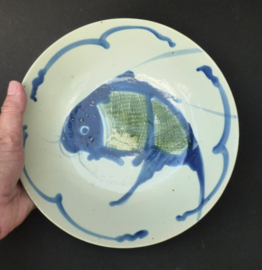 Antique Chinese blue green porcelain Koi fish bowl 22.5 cm