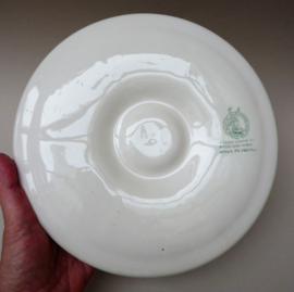 Moulin des loups green white faience scallops oyster plate