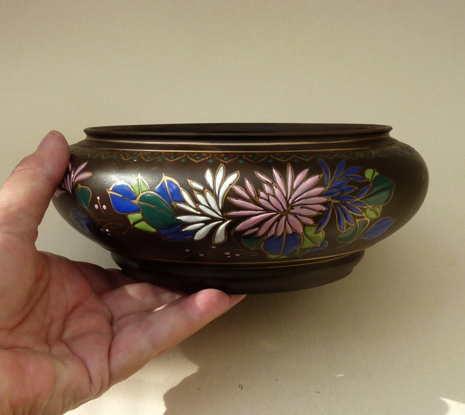 Yixing zisha pottery enameled tea warmer