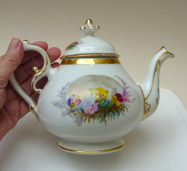 Biedermeier porseleinen theepot