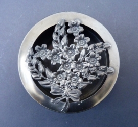 Dutch Rio Tiel pewter potpourri box 