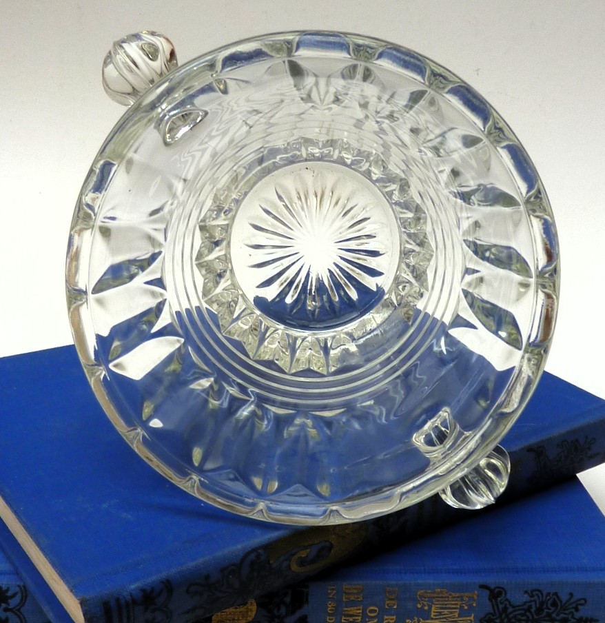 Klassiek persglazen ijsemmertje