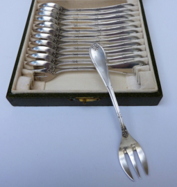 Wiskemann Brussels silver plated oyster forks 19th century