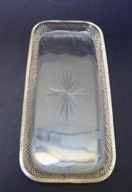 Antiek rechthoekig glazen dienblaadje met diamant slijpsel
