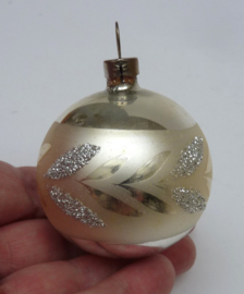 Vintage zilveren kerstbal 6 cm