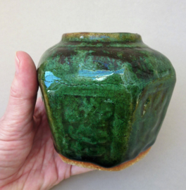 Chinese turquoise groen geglazuurde Shiwan gemberpot