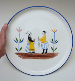 French faience serving plate