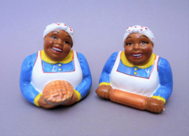Aunt Jemima pepper and salt shaker