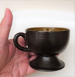 Mid Century pottery koffiemokjes
