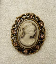 Vintage cameo brooch