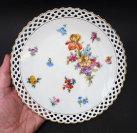 Schumann Dresden Floral reticulated porcelain dessert plate