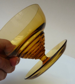 Kristalunie Art Deco amberkleurige ijscoupes Radio