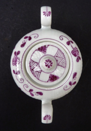 August Warnecke China Purpur lidded sugar bowl with handles