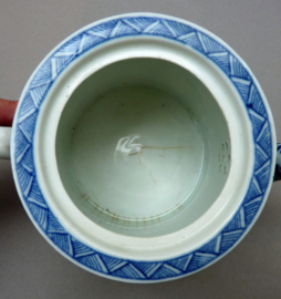 Antique Dutch blue and white Long Eliza chinoiserie porcelain teapot
