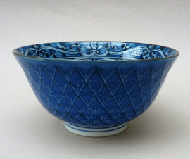 Juzan Gama Japan porcelain pacock rice bowl