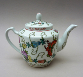 Chinese witte porseleinen theepot met vlinders en bloemen 1980