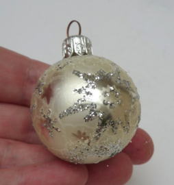 Vintage kerstbal zilver glittersterren 5 cm