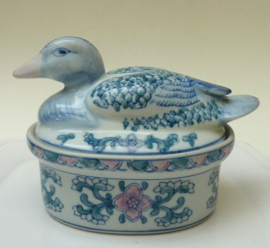 Chinese porcelain Duck tureen green blue pink