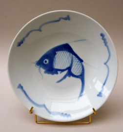 Chinese blue white porcelain Koi fish bowl 17.5 cm