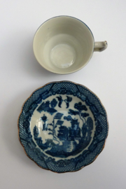 Blue Willow antieke demitasse kop en schotel 