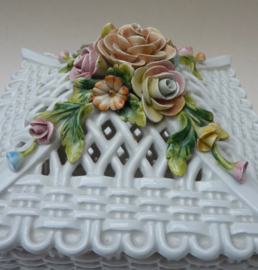 Bassano Italy faience Centrepiece Lidded box