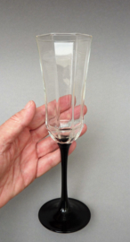 Luminarc France Octime champagne glas op zwarte voet