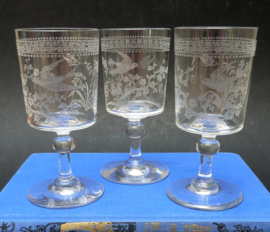 Baccarat St Louis gegraveerde dessertwijn port glazen rond 1900