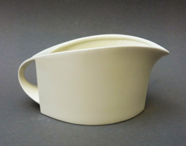 Villeroy Boch Alba gravy boat
