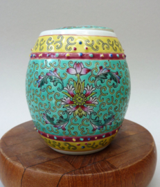 Chinese turquoise Bao Xiang Hua gemberpot 1950