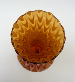 Murano vintage Art Glass vaas op voet met zigzag decor