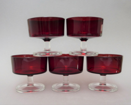 Luminarc Cavalier rouge cocktail glass