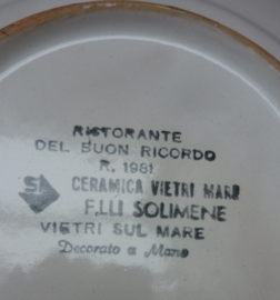 Solimene Vietri piatto Buon Ricordo Le Querce Cantu 1981