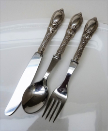 Childs cutlery