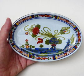 CACF Faenza Italy Blue Carnation dish