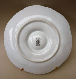 Cerabel Porcelaine de Baudour white scallops oyster plate gold rim