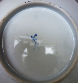 Rauenstein Strawflower 19th century porcelain pastry dish